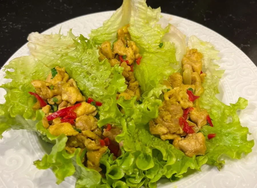 TAVUK ETLİ MARUL YAPRAKLARI-2 TAVUK ETLİ MARUL YAPRAKLARI-2